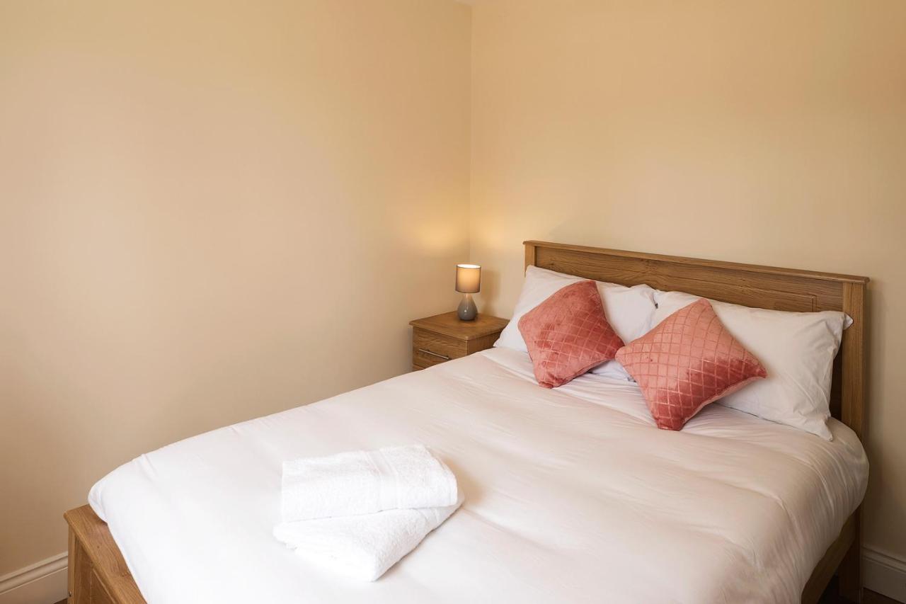 Oakwell Holiday Village Ramelton エクステリア 写真